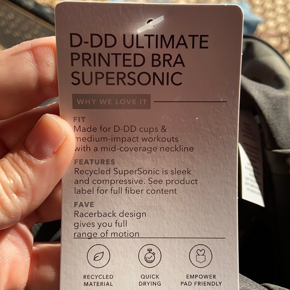 Athleta D-DD Ultimate Printed Bra in Supersonic - Picture 6 of 6